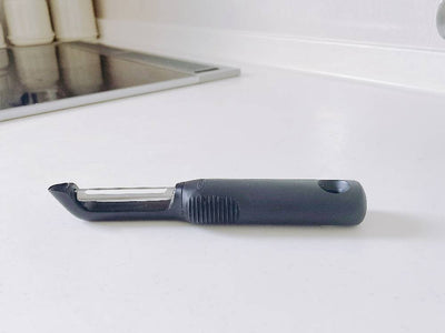 【OXO/オクソー】Good Grips タテ型ピーラー