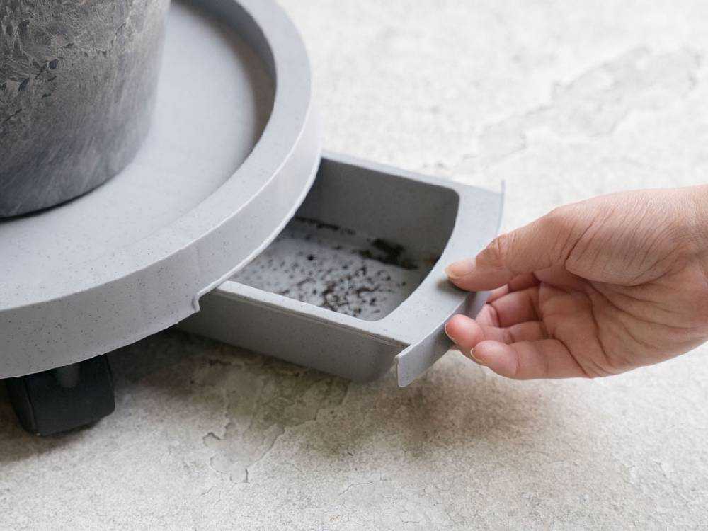 キャスター付きアマブロ動かせるプランツトレイ