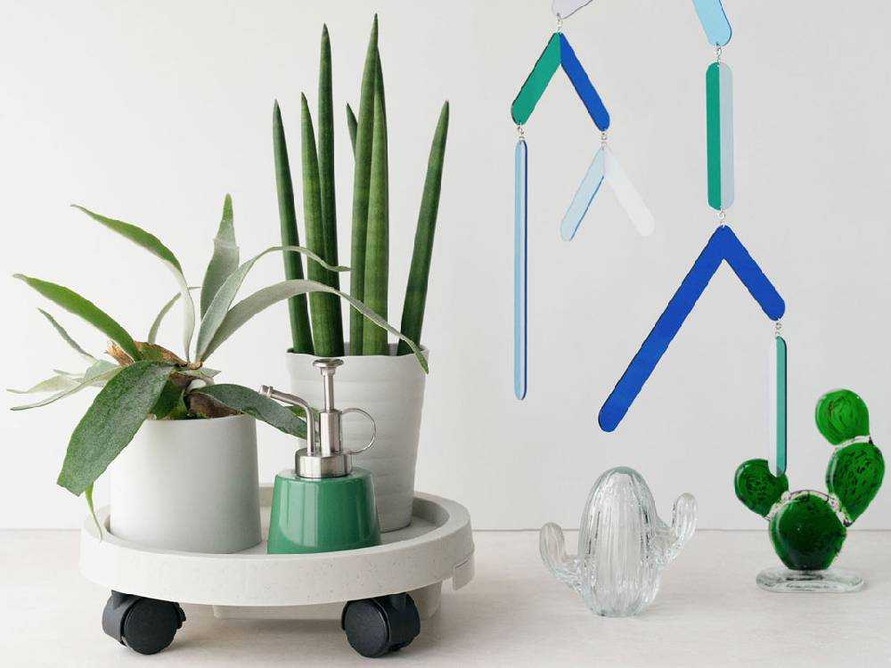 キャスター付きアマブロ動かせるプランツトレイ