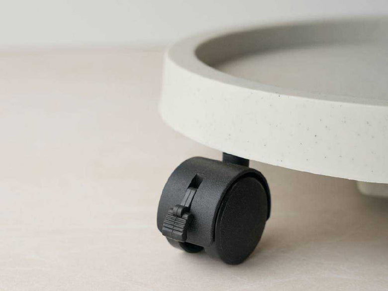 アマブロのプラスチック製動かせるプランツトレイ