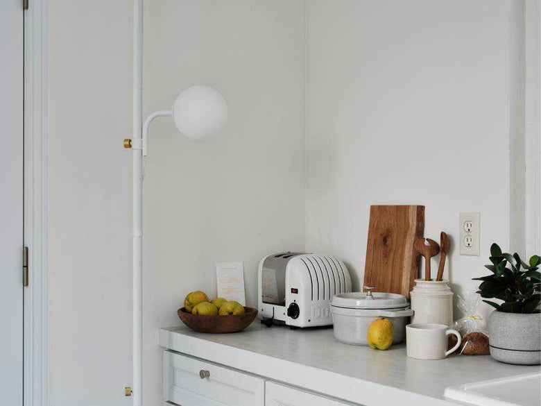 ドローアライン024ボールランプが配置された室内