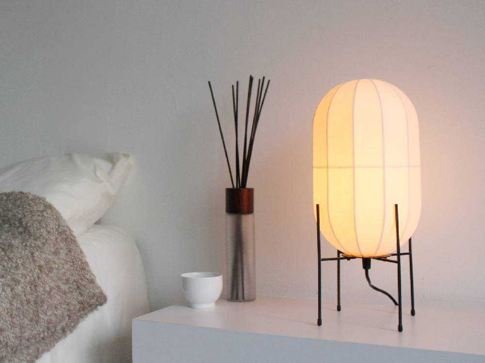 ディクラッセのスチール越前和紙テーブルランプ