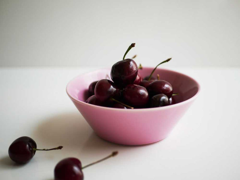 イッタラ ティーマ ボウル 15cmと21cmの磁器製