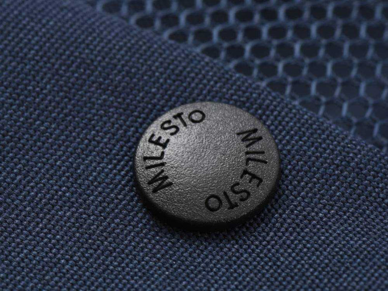 ミレストのデニム素材ダブルポケット圧縮オーガナイザー