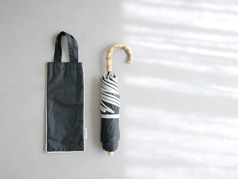 【because/ビコーズ】遮光率100% 晴雨兼用傘/パイピング