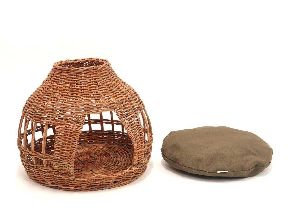 クレエのラタン製ねこハウス「オニオン」