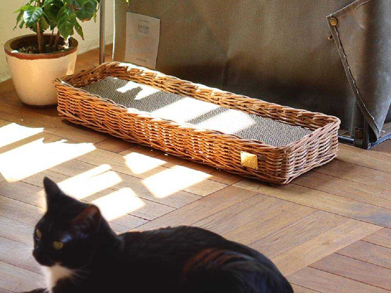 ラタンと真鍮のクレエ爪とぎバスケット