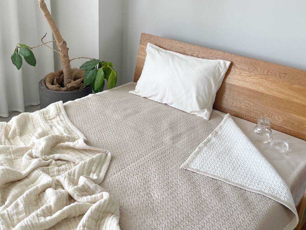 ココマニのオーガニック×アイスコットンリバーシブル敷パッド