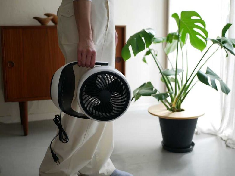 子供がいる空気清浄機付きサーキュレーター