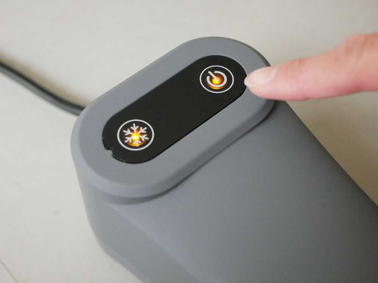 Livinfra マルチボディドライヤーFUWASARA本体（銀色）