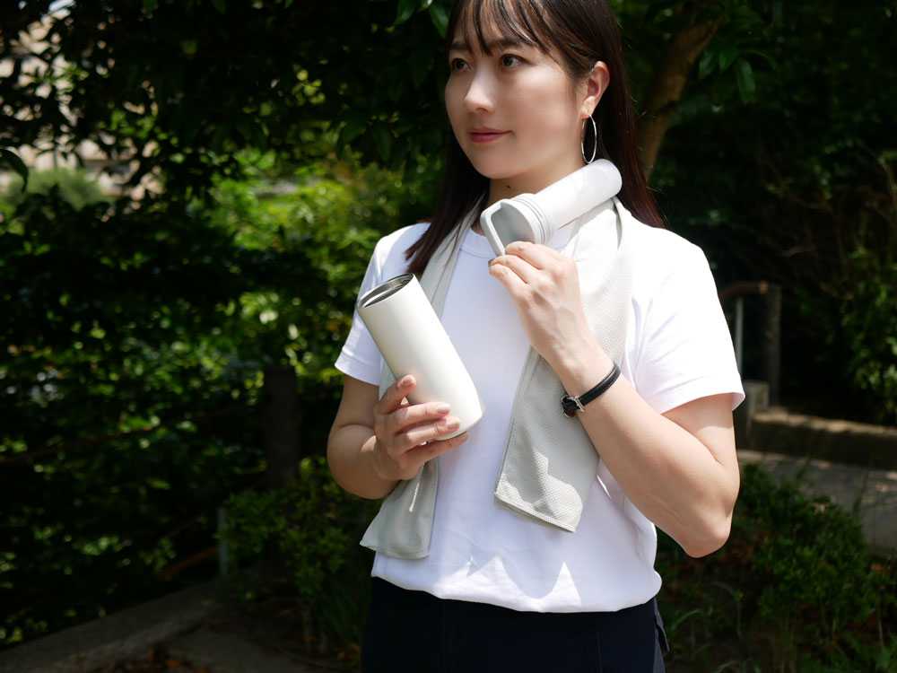 氷タオルで瞬時に冷却×長時間キープ ヒヤシーナ｜【公式】ひなたライフ