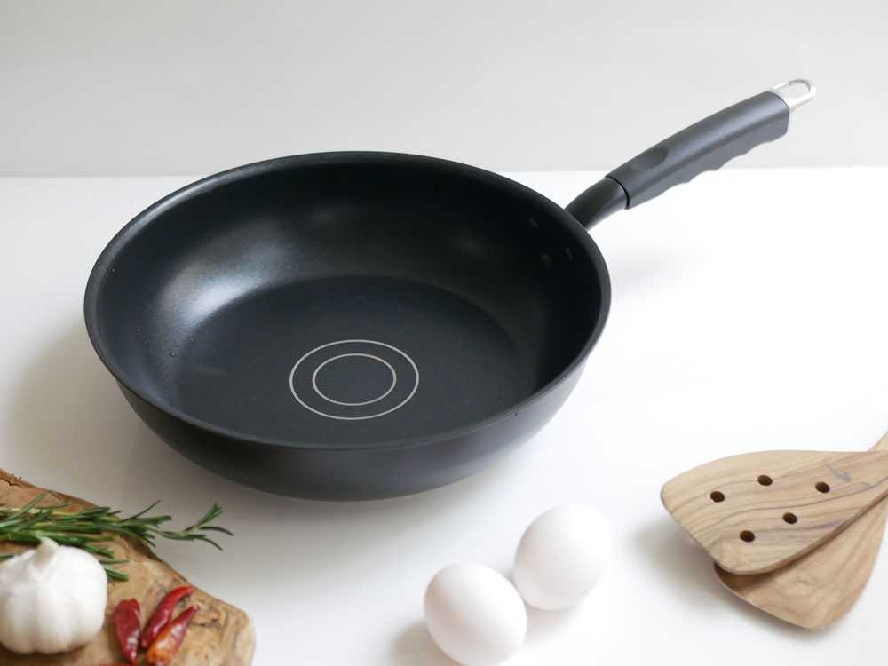 【FALCON JOYCE】 油集中フライパン