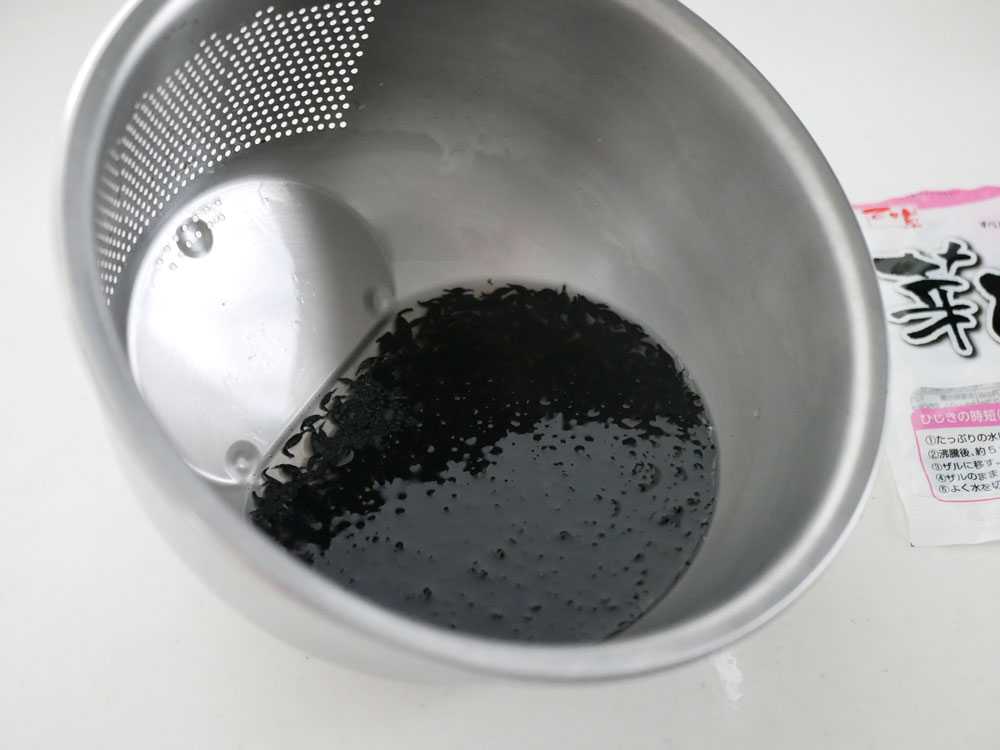 18-8ステンレス製の3way水切りボウル