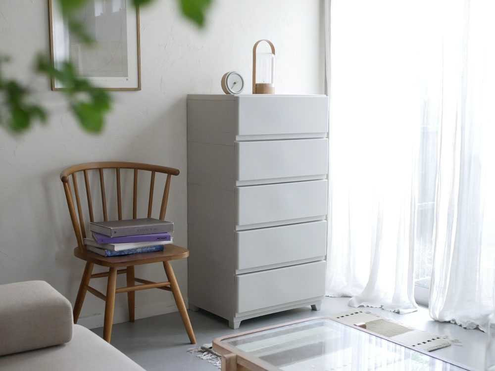 壁付きデコニーシーヴォ3段ホワイトのチェスト