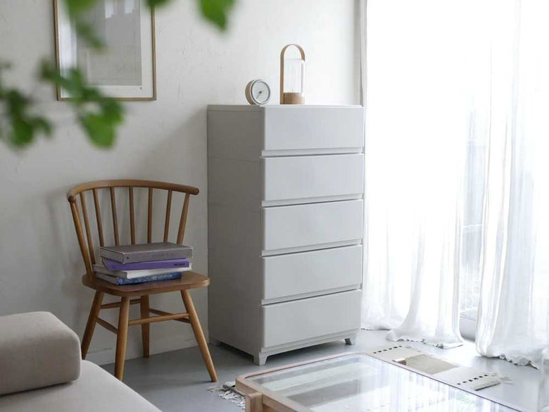 壁付きデコニーシーヴォ3段ホワイトのチェスト