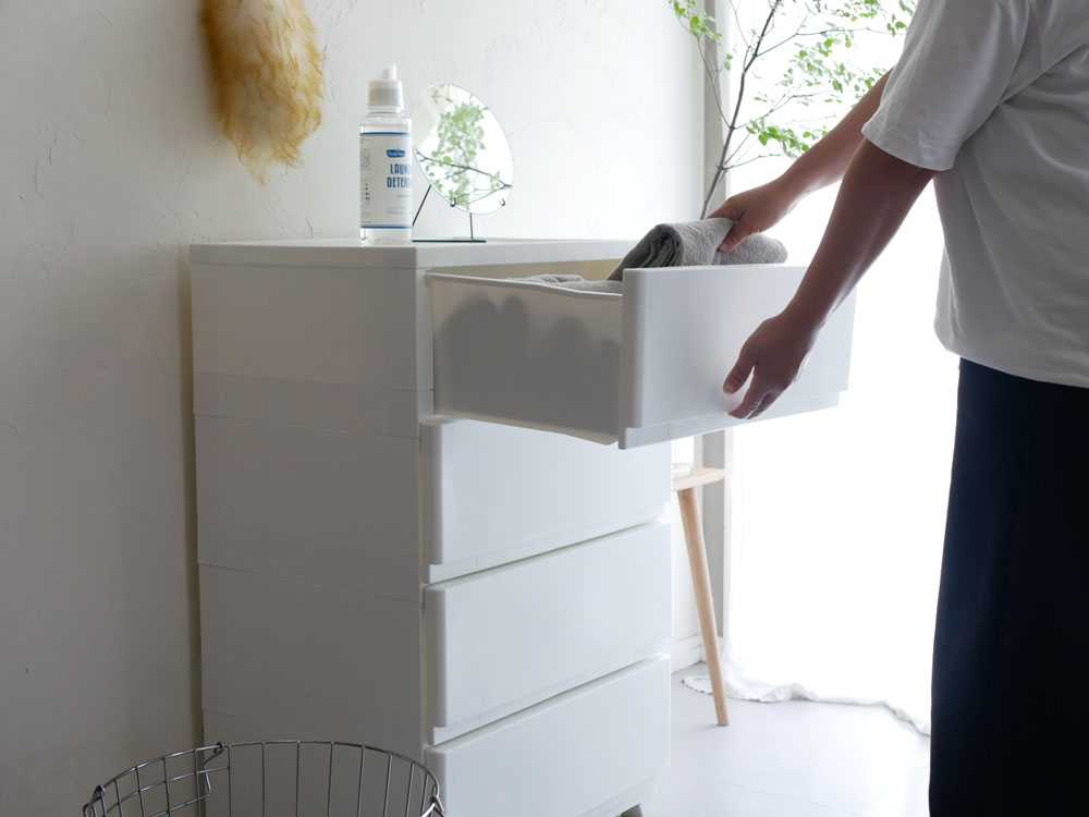 壁付きデコニーシーヴォ3段ホワイトチェスト