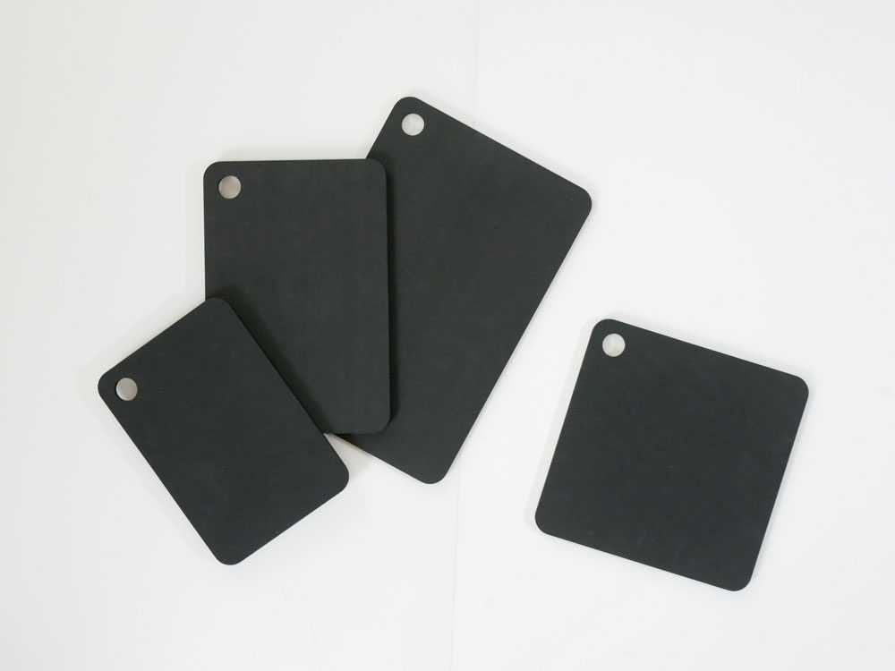 ラバラバのシルバー日本製まな板の画像