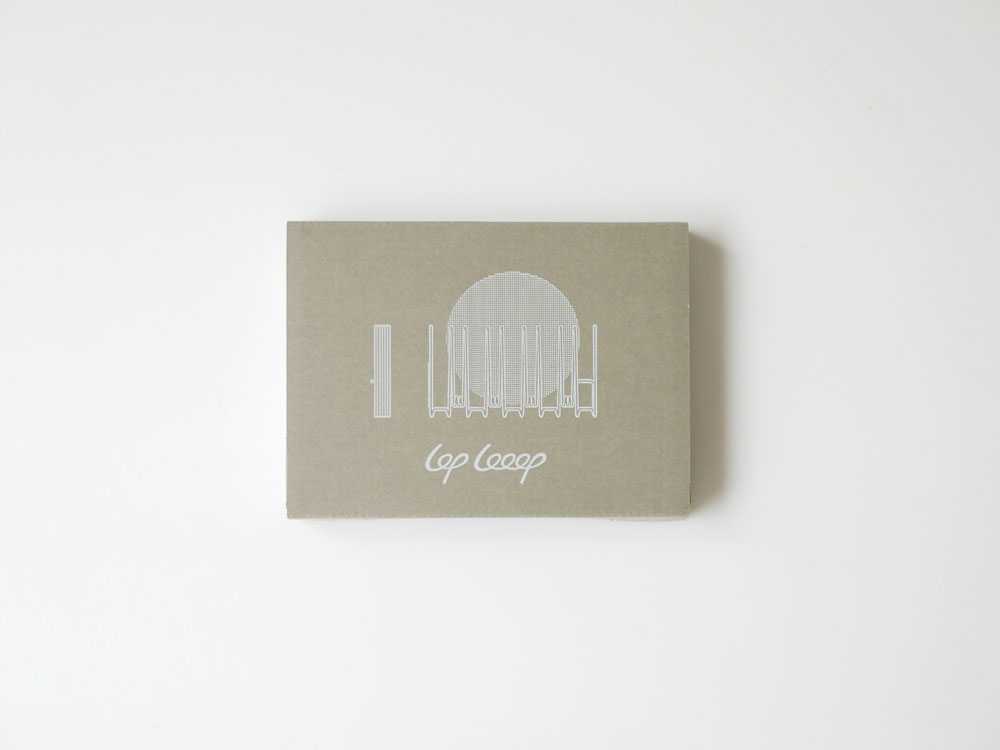 ルプループの縮む水切りラックとボトルスタンド