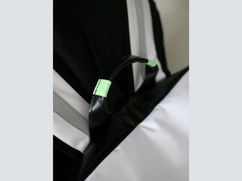 ラピタプレミアムひなたライフ防災セットのパッケージ