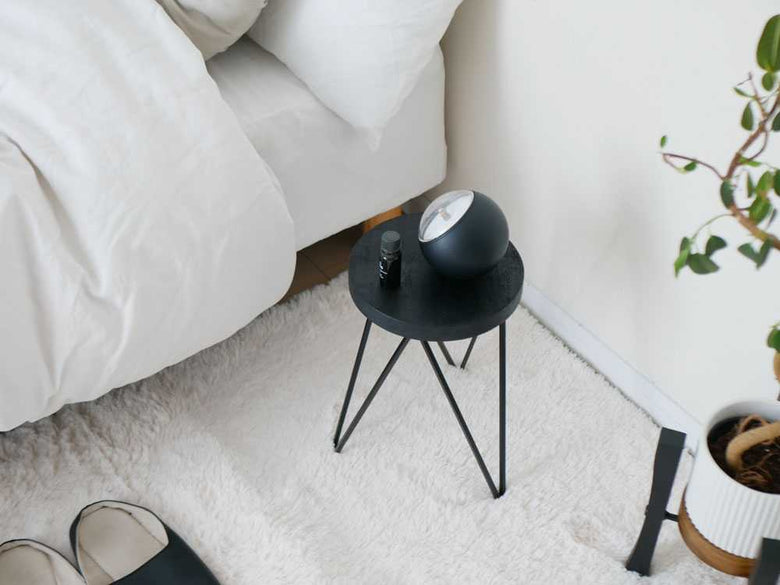 ポッシュリビング オールブラックのサークルスタンド