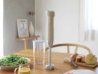 クリームホワイト