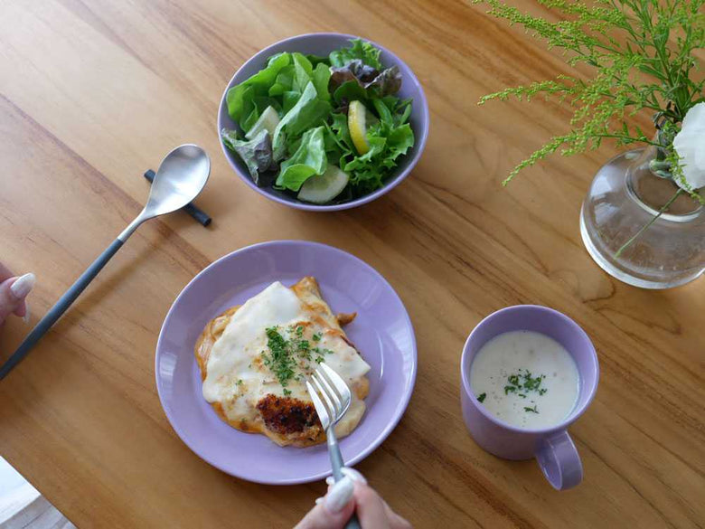 イッタラティーマシリーズの磁器プレート各サイズ