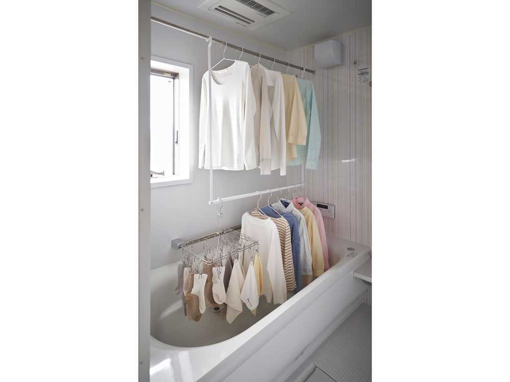 タワー型折り畳み伸縮2段物干しハンガー