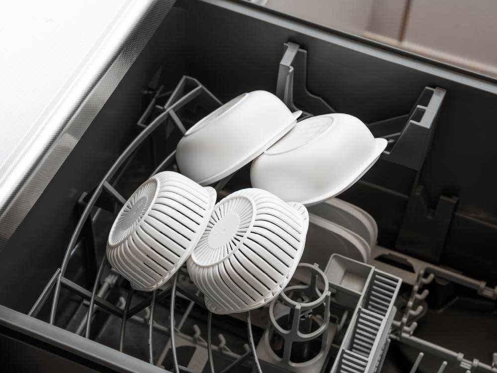 蒸気で温める冷凍ごはん容器