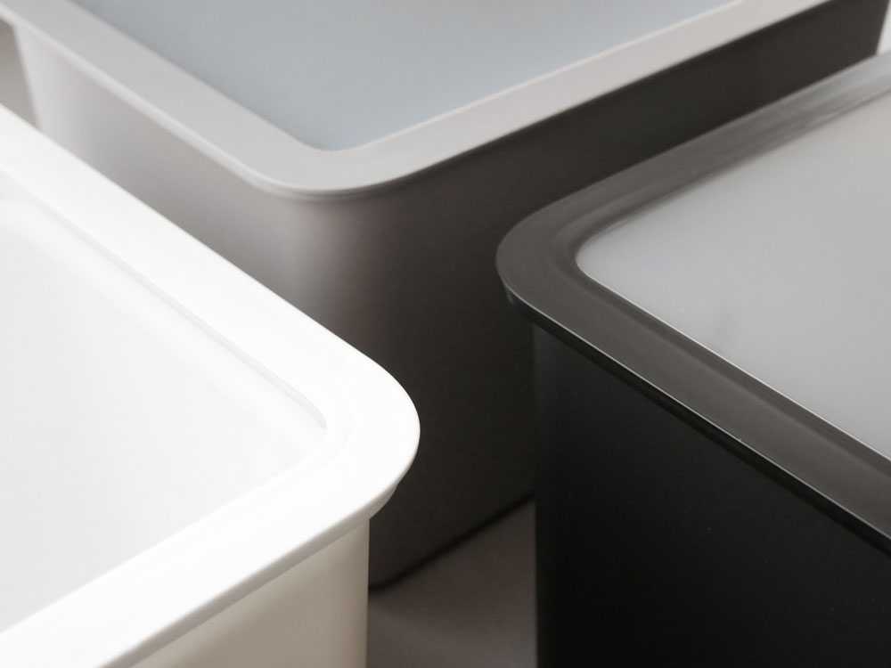 フタ付きストックケースとインナーがセットの米びつ