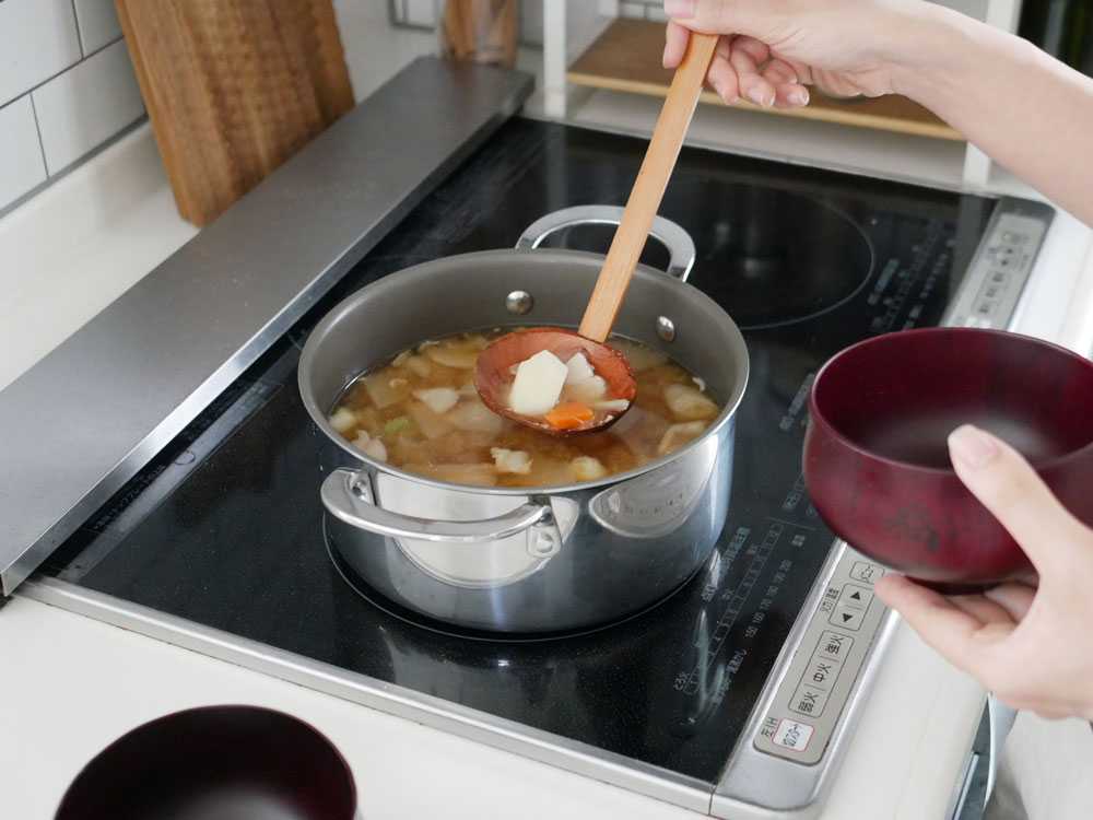 CORELLE/コレール】こびりつきにくい次世代ソースパン・キャセロール