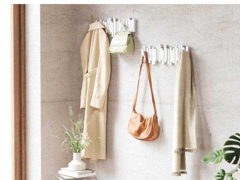 アンブラのスティックマルチフック、複数フックが並んだデザイン