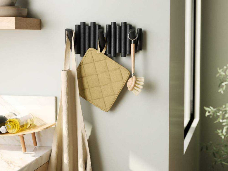 アンブラのパイン材ピケットフック