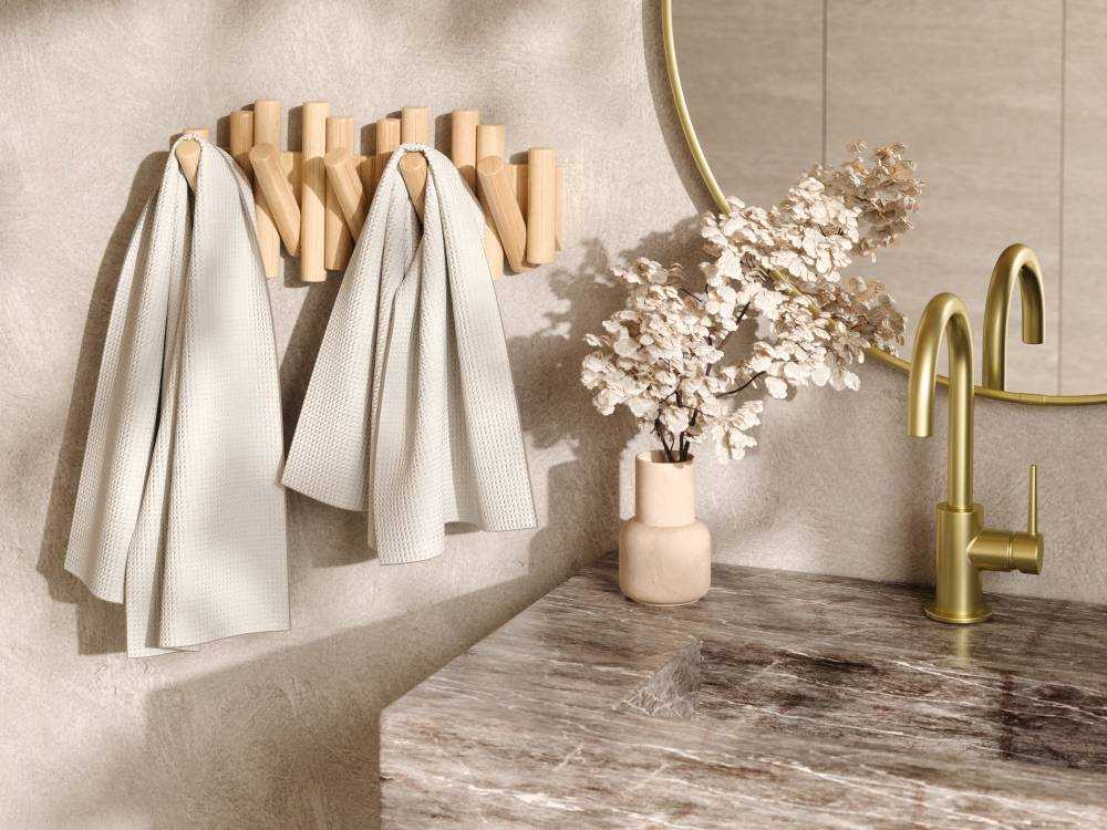 アンブラ製パイン材ピケットフック、複数フック付き