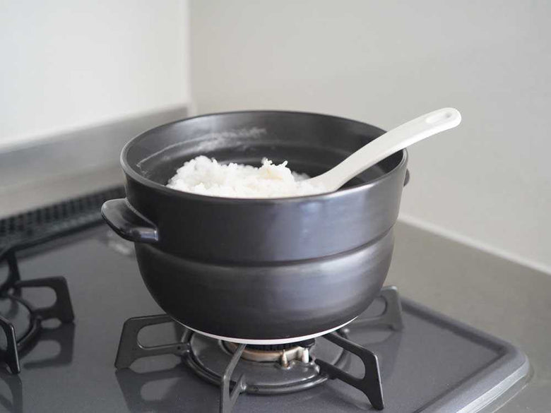 かもしか道具店のごはんの鍋 3合 黒