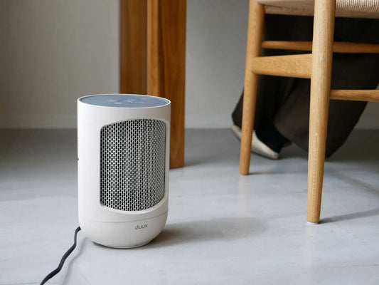 コンパクトな【デュクス】即暖ミニヒーターzone