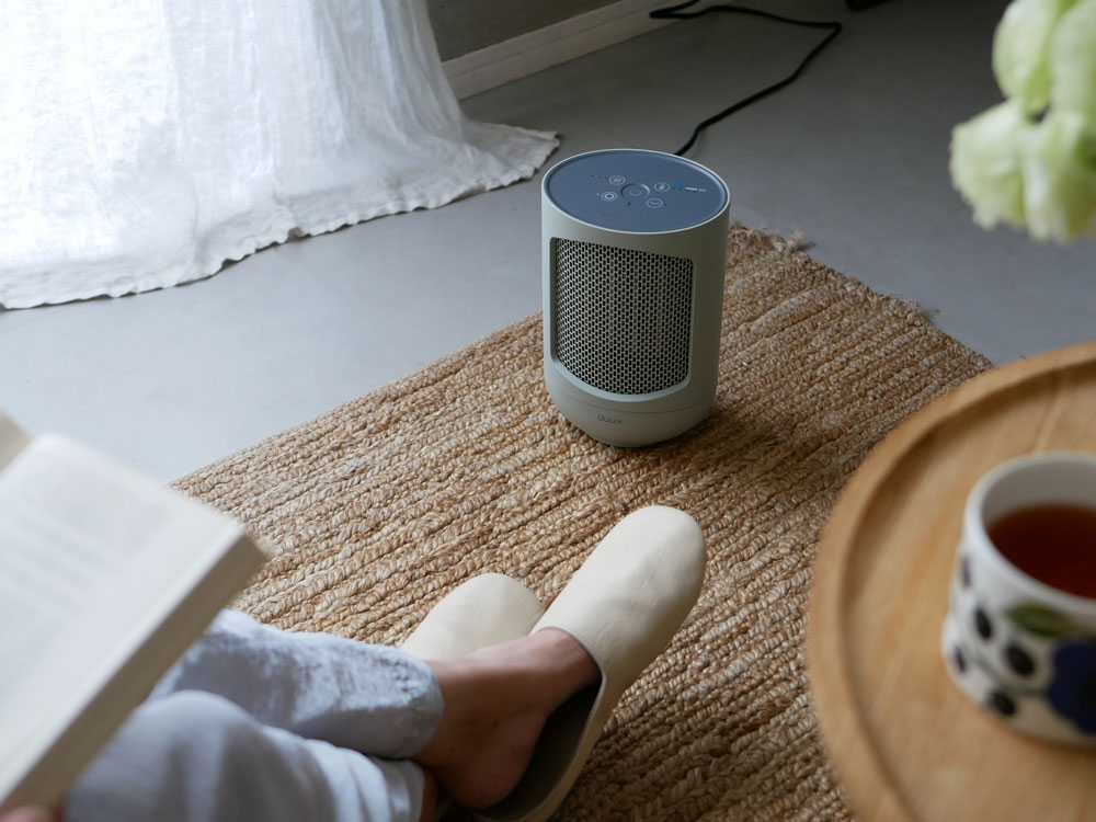 デュクスのコンパクト即暖ミニヒーター