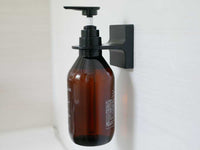 ブラック / 液体