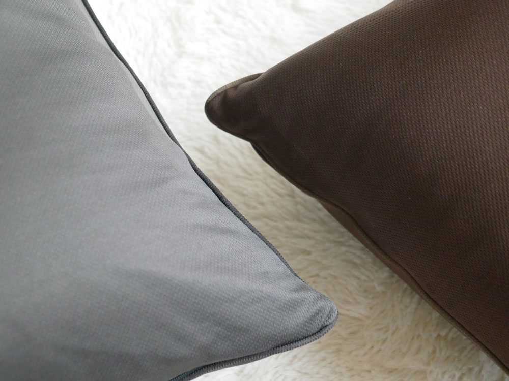 ゴリラのひとねむり