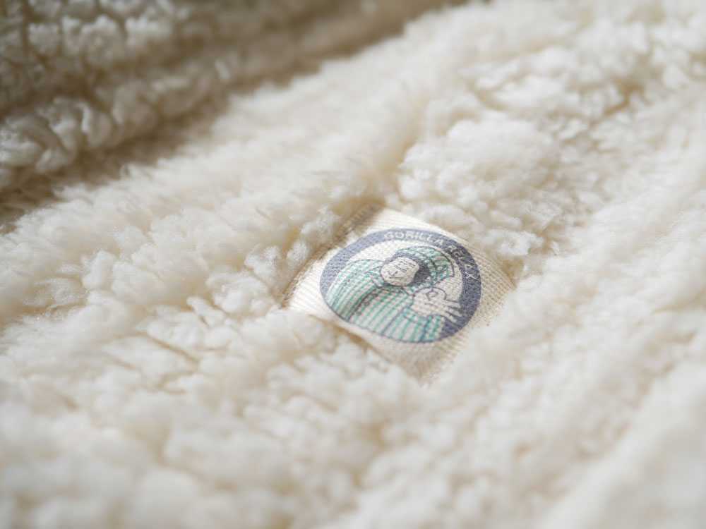 ゴリラのハグ（ストール）