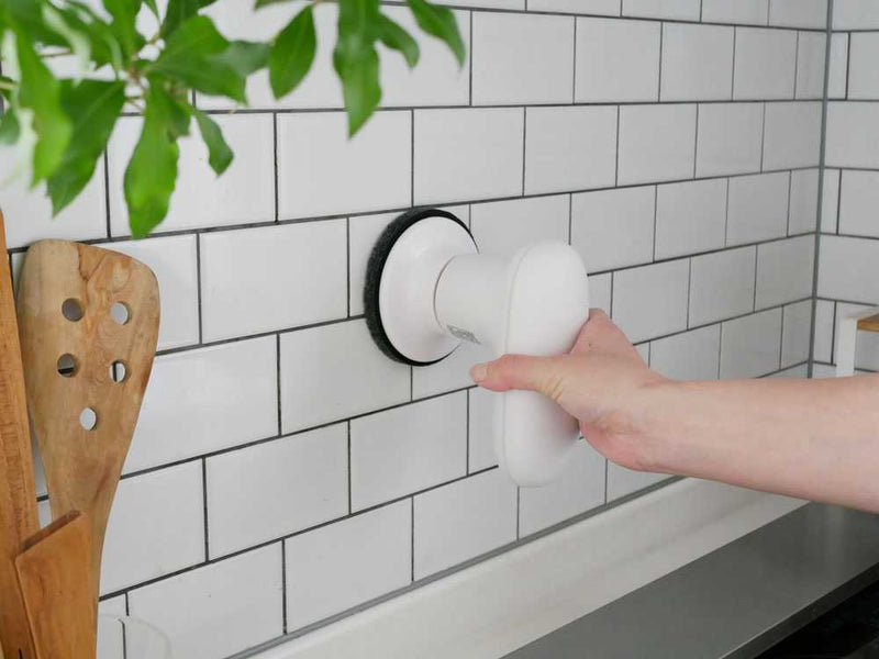 【±0/プラスマイナスゼロ】激落ちくん　コードレス電動ブラシ