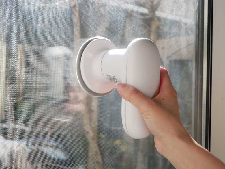 【±0/プラスマイナスゼロ】激落ちくん　コードレス電動ブラシ