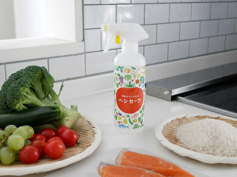 ベジセーフ 野菜あらいの水400ml×1本＋forROOM400ml×2本＋野菜あらいの水1200ml×1本の仕様シーン3