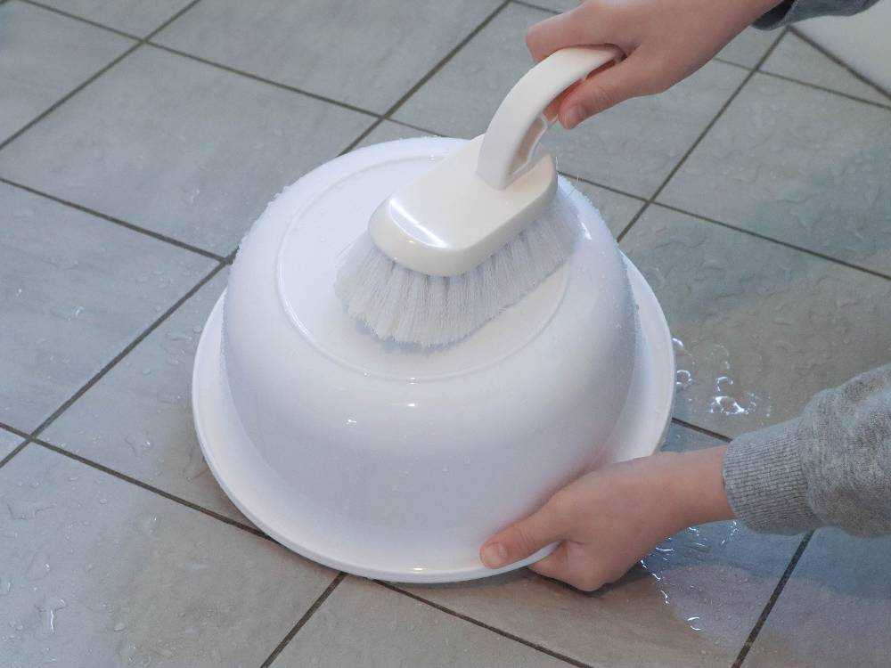 ナチハマ】洗剤いらずのバスブラシ｜【公式】ひなたライフ インテリア