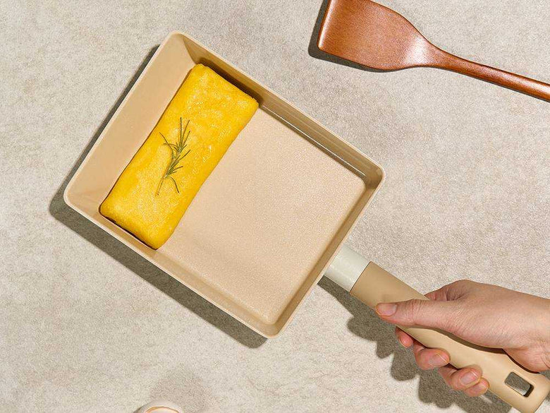 【TRUECOOK/トゥルークック】エッグパン＆フライ返しセット レギュラー ベージュの仕様シーン26