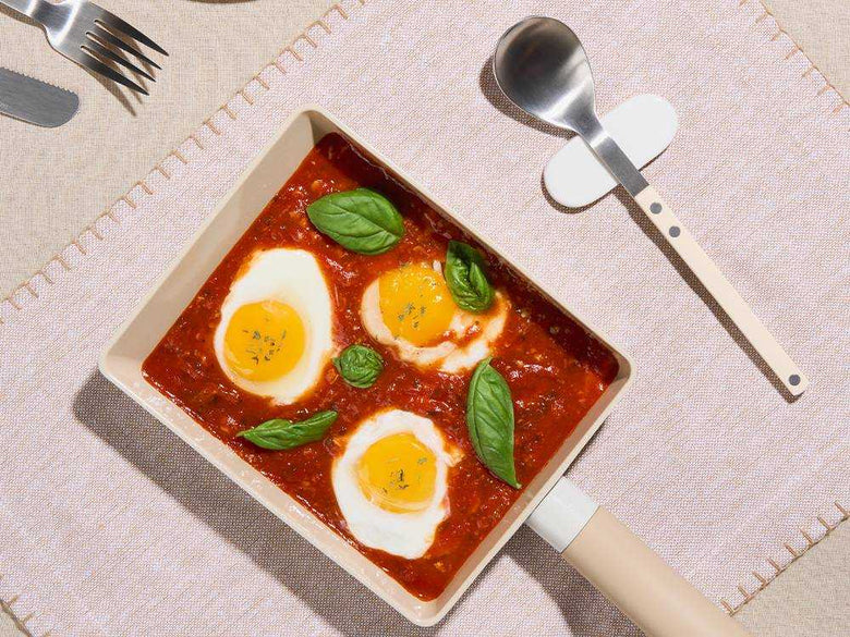 【TRUECOOK/トゥルークック】エッグパン＆フライ返しセット ラージ / ベージュの仕様シーン23