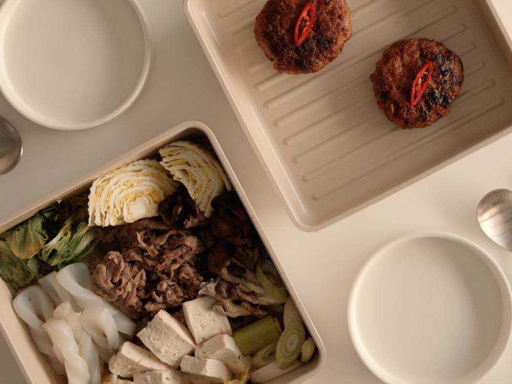 【TRUECOOK/トゥルークック】コンパクトに収納できる四角いフライパンセット