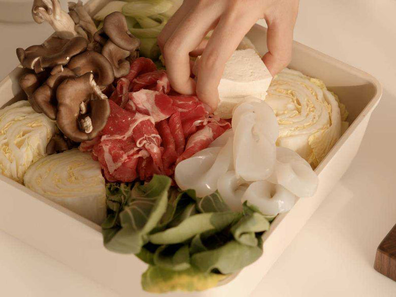 【TRUECOOK/トゥルークック】コンパクトに収納できる四角いフライパンセット