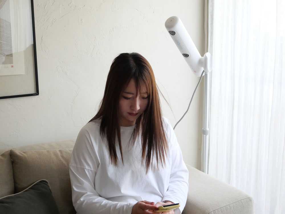 【QUADS】ハンズフリースタンドヘアドライヤー BISARA Light