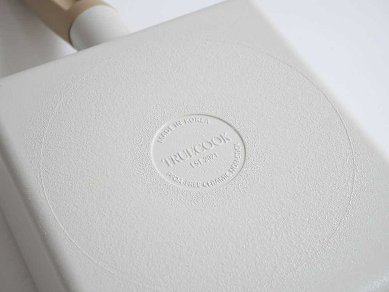 【TRUECOOK/トゥルークック】エッグパン＆フライ返しセット ラージ / ベージュの仕様シーン14