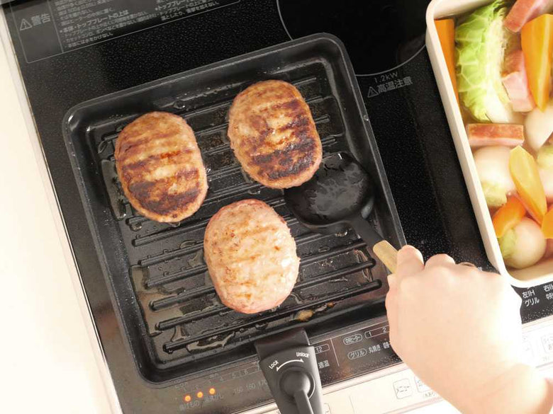 【TRUECOOK/トゥルークック】コンパクトに収納できる四角いフライパンセット